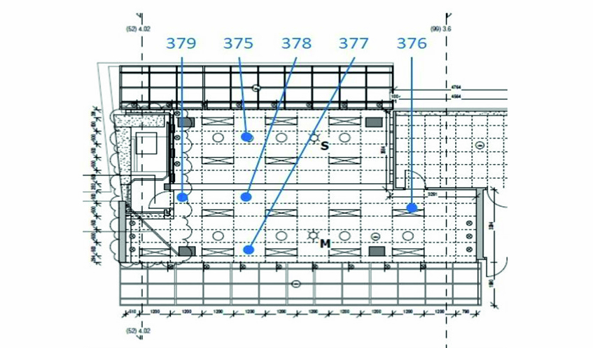 Figur 60. Placering af målepunkter er vist for et betondæk under udtørring efter vandskade. 